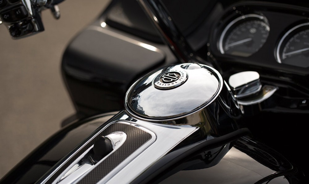 CVO Road Glide Ultra