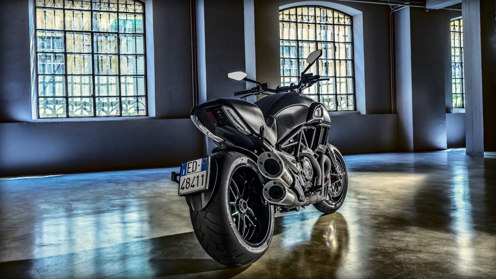 Diavel Carbon