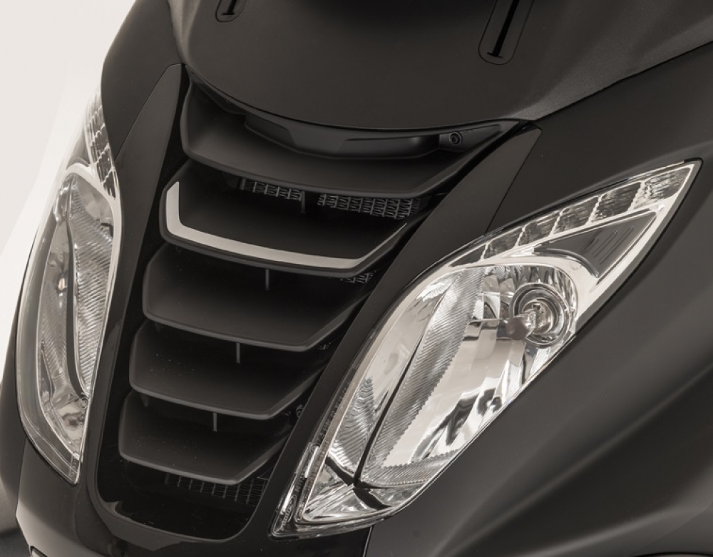Metropolis Black Edition