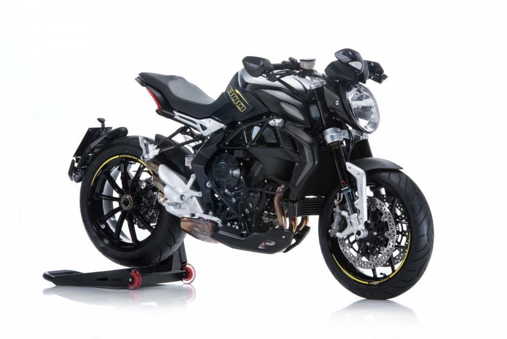 Brutale Dragster 800