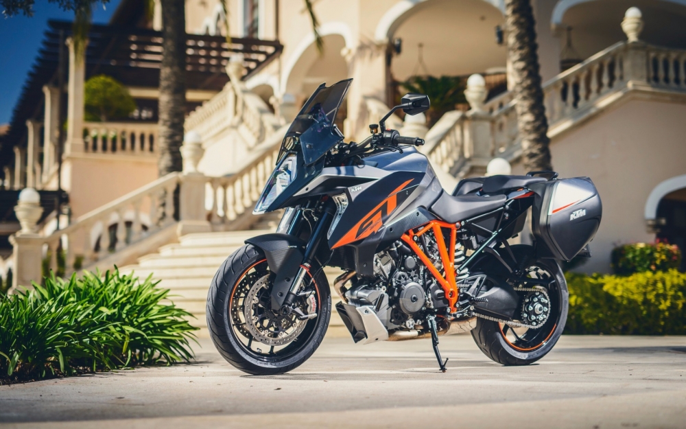 1290 Super Duke GT