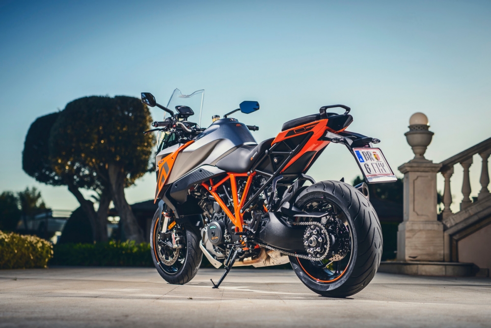 1290 Super Duke GT