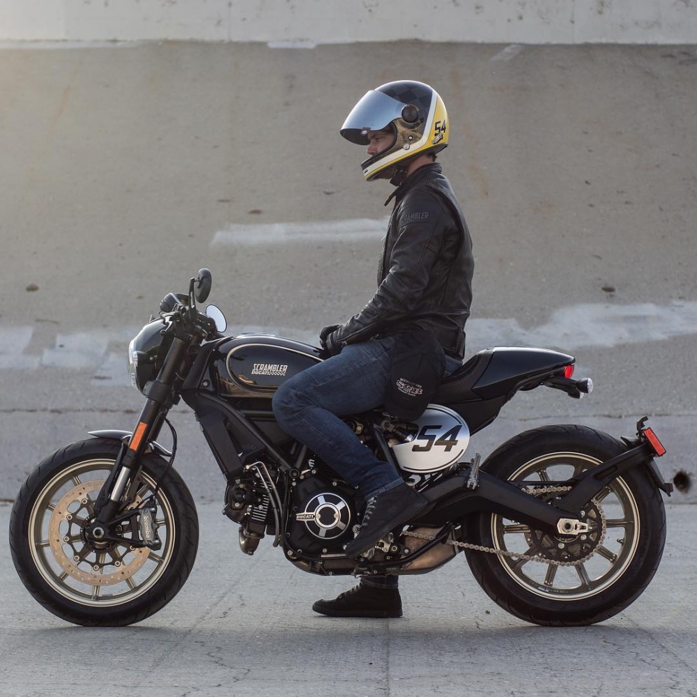 Scrambler Café Racer