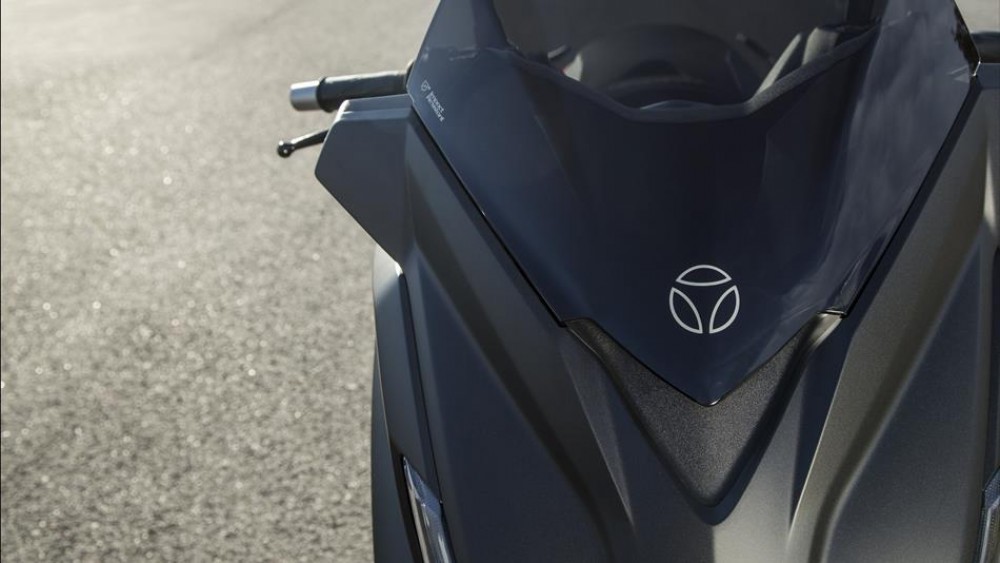 X-MAX 250 MOMODESIGN