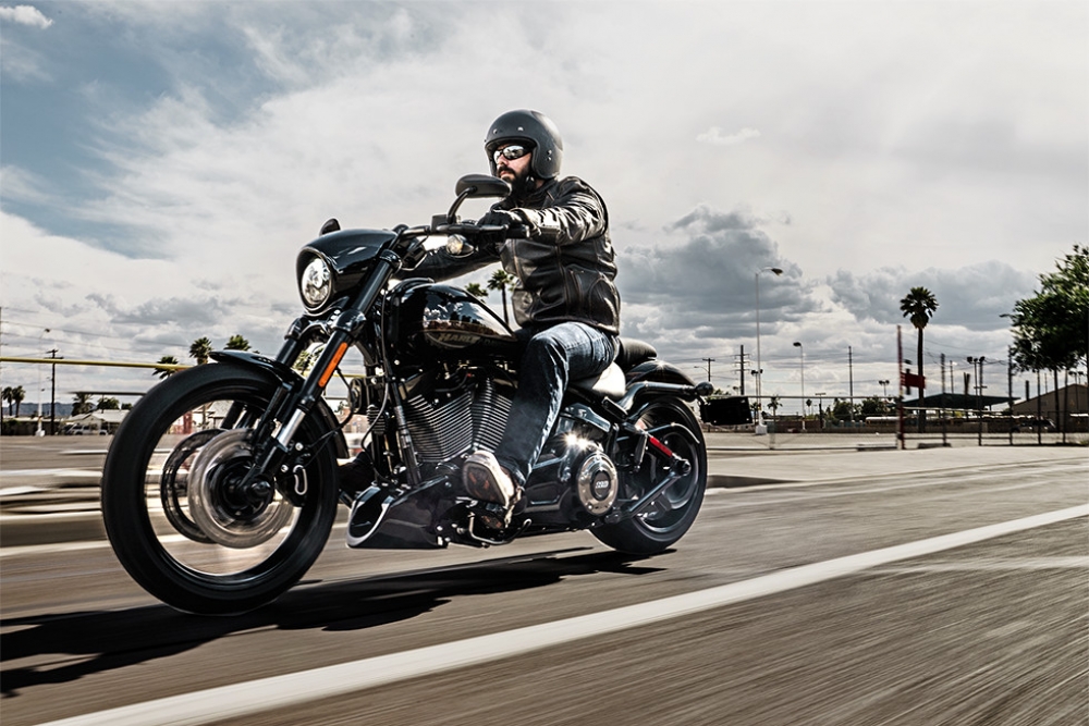 CVO Pro Street Breakout