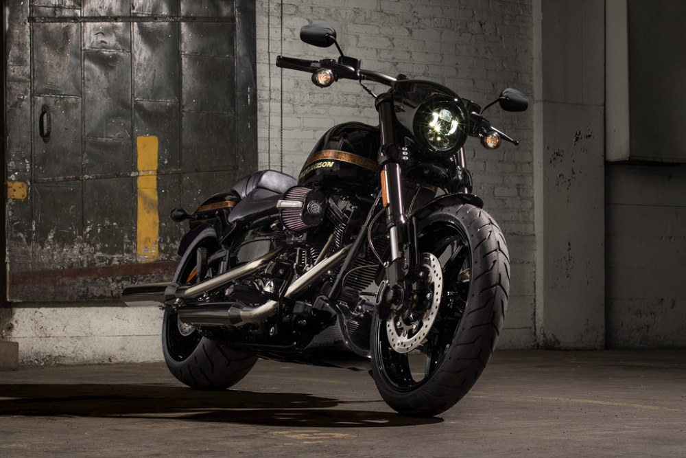 CVO Pro Street Breakout