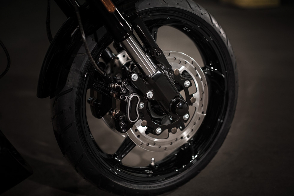 CVO Pro Street Breakout
