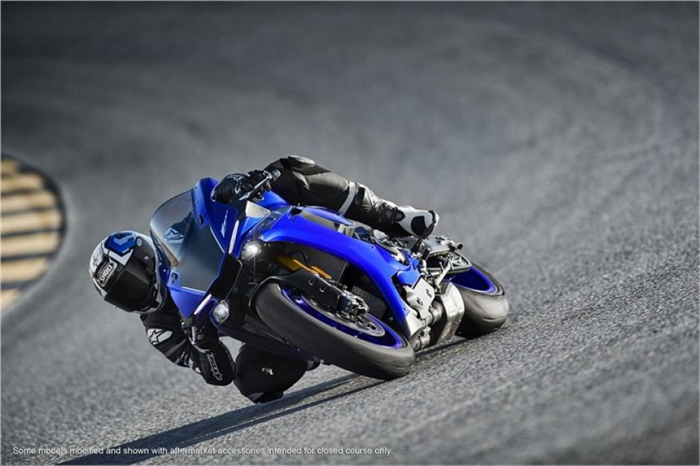 YZF R1