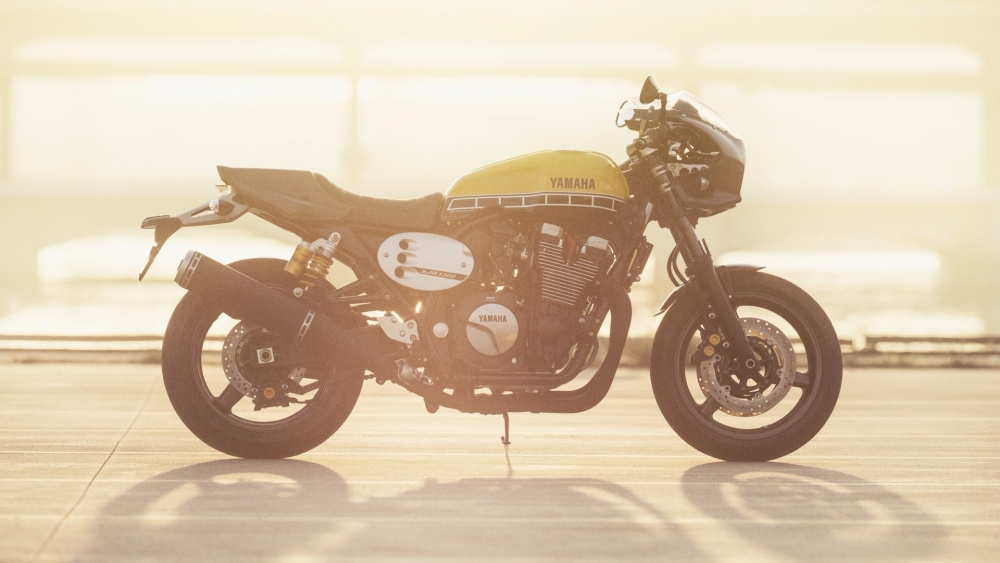 XJR 1300 Racer