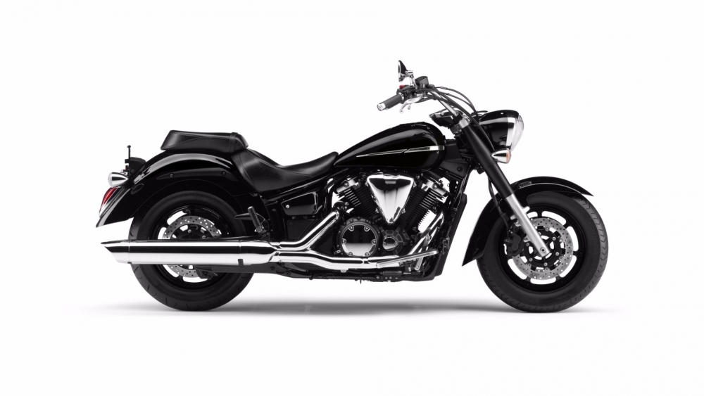 2014 Yamaha XVS 1300 A Midnight Star Tanýtýmý | motorcular.com