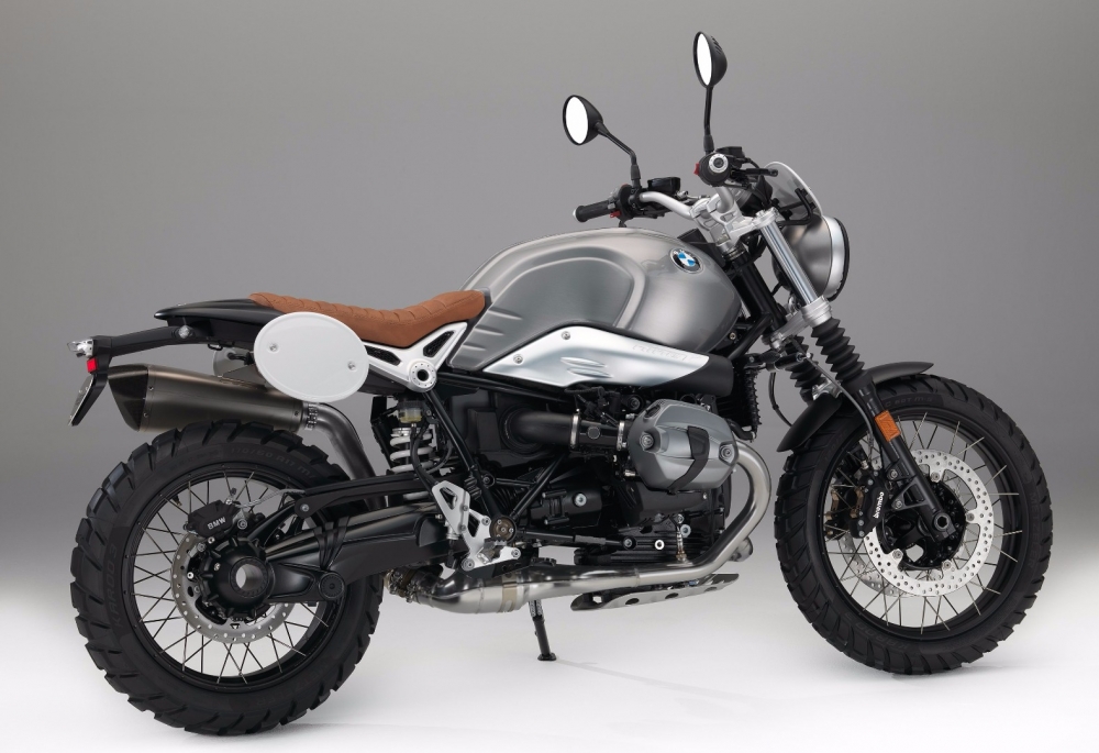 R Nine T Scrambler 