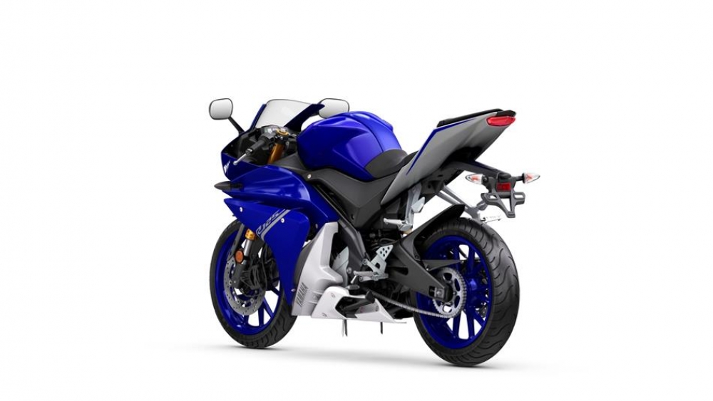 YZF R125