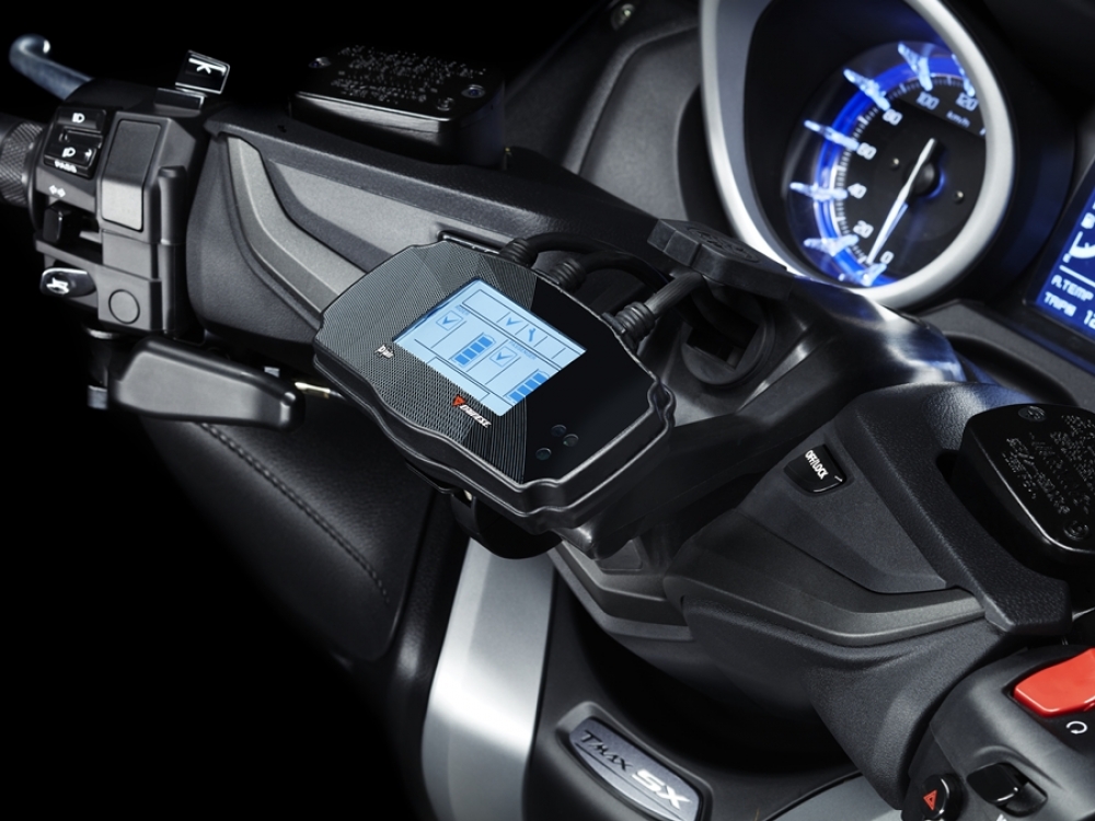 TMAX SX SE