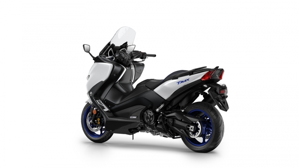 TMAX SX SE