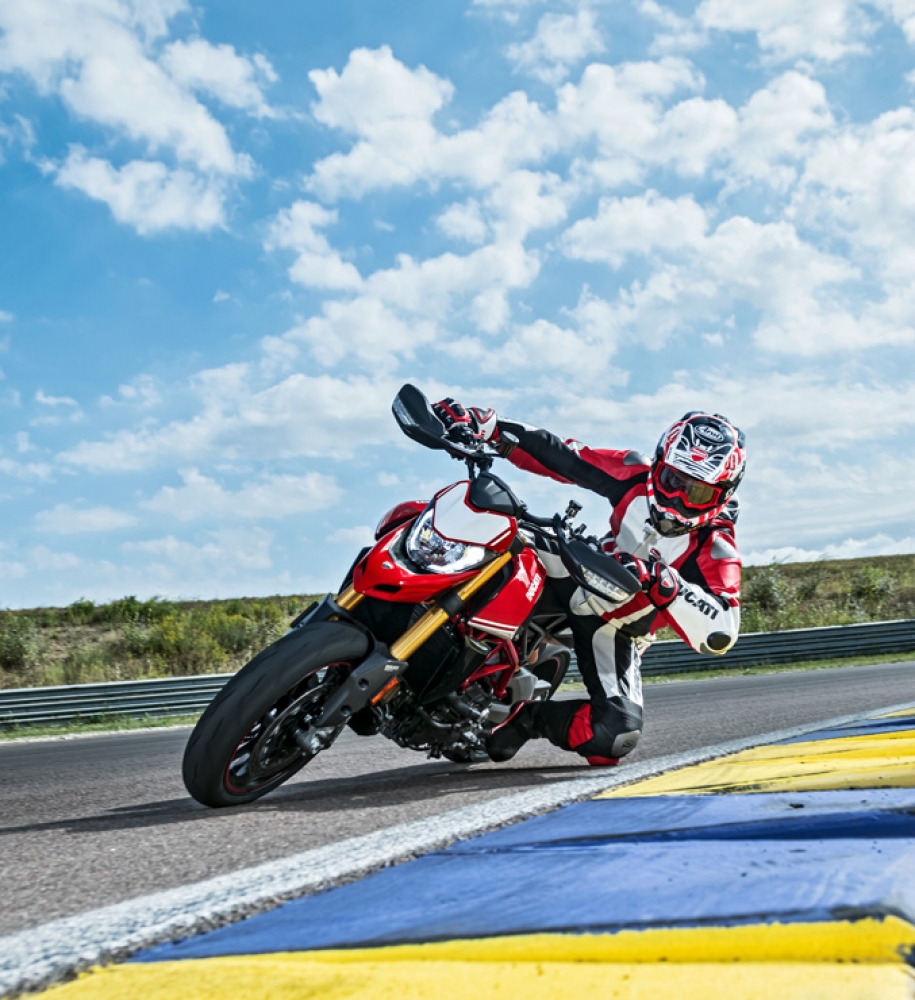 Hypermotard 950