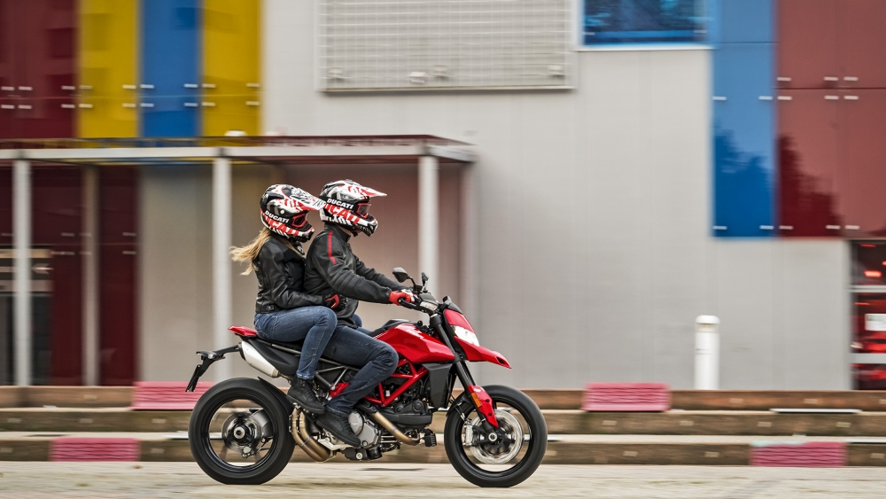 Hypermotard 950