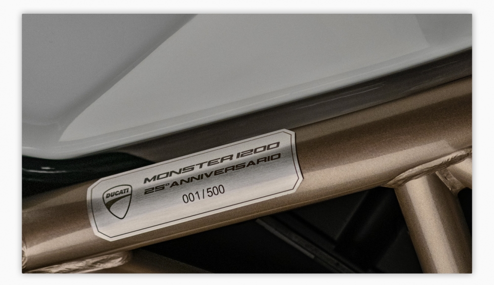 Monster 1200 25°Anniversario