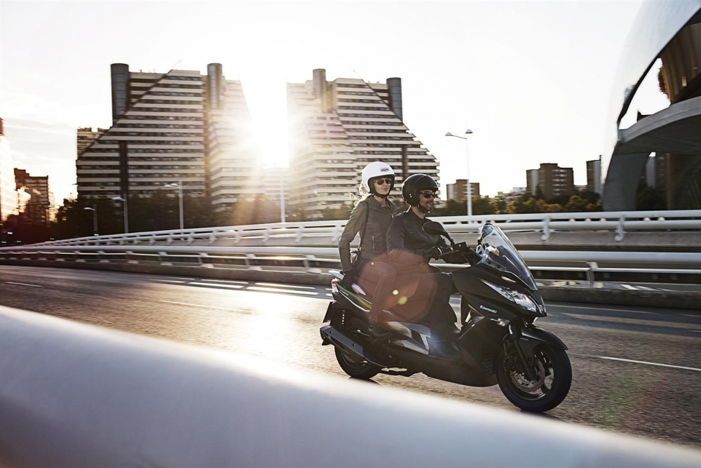 J 125 Special Edition