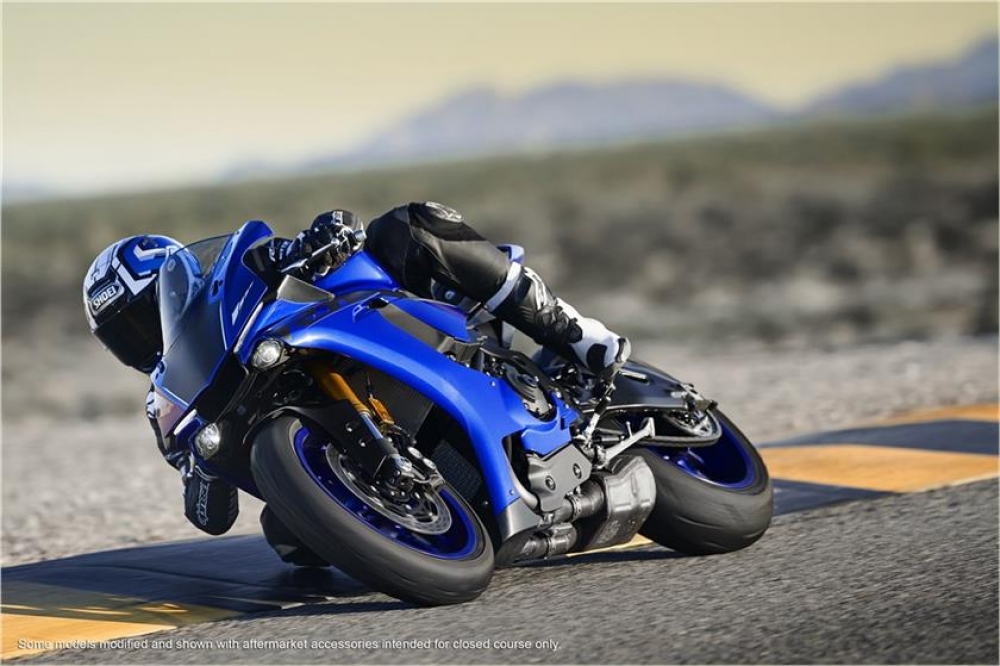 YZF R1