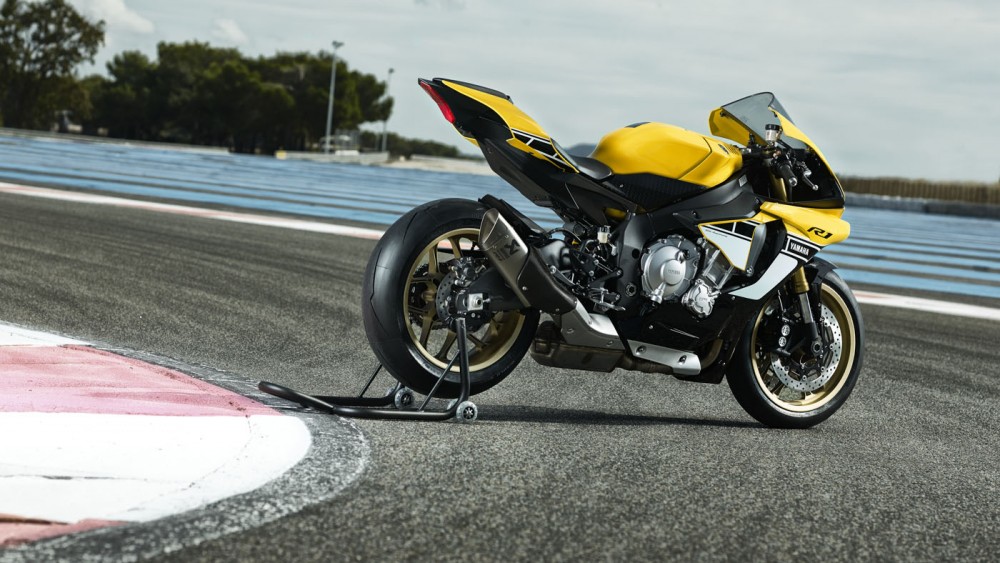 YZF R1 60. Yıl