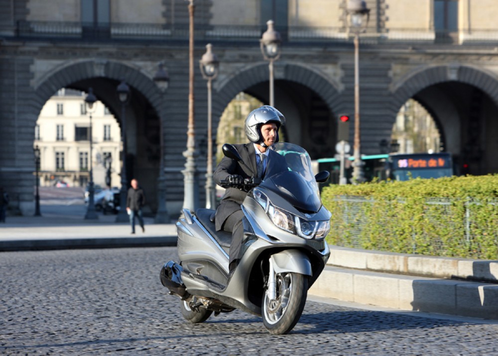 X10 350 Executive ABS