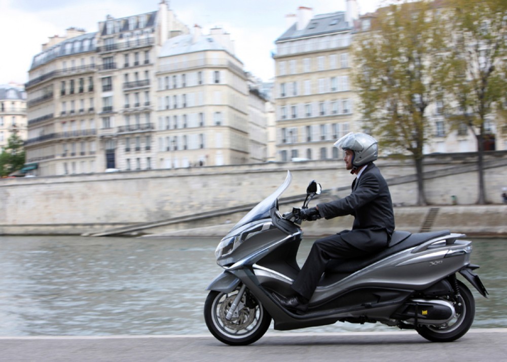 X10 350 Executive ABS