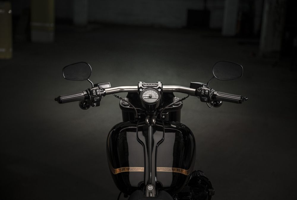CVO Pro Street Breakout