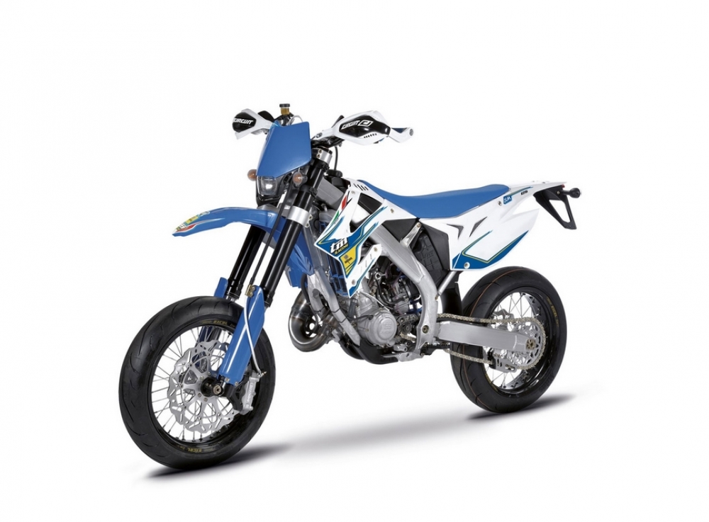 SMR 125