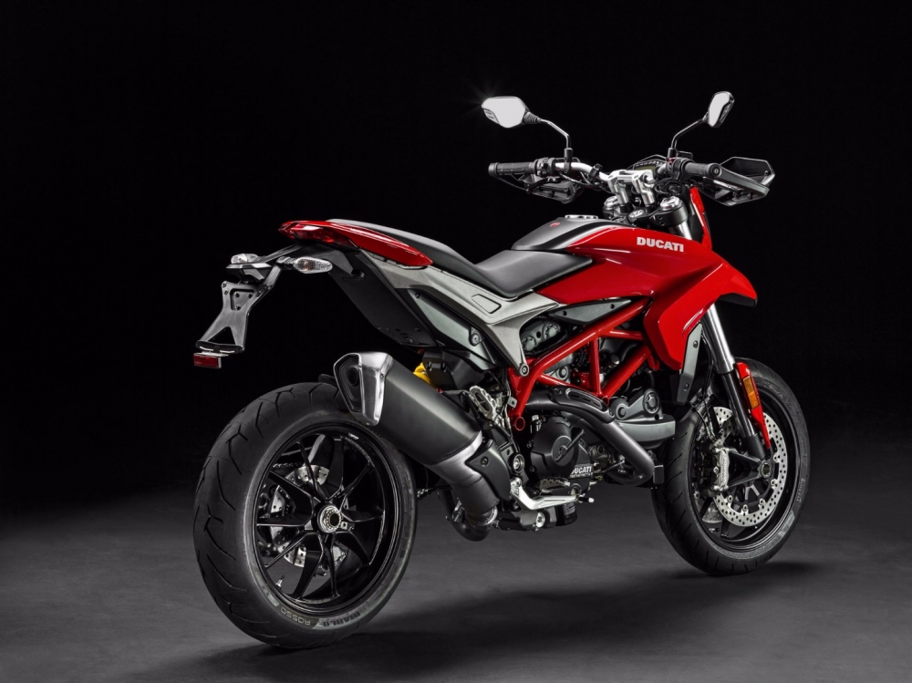 Hypermotard 939