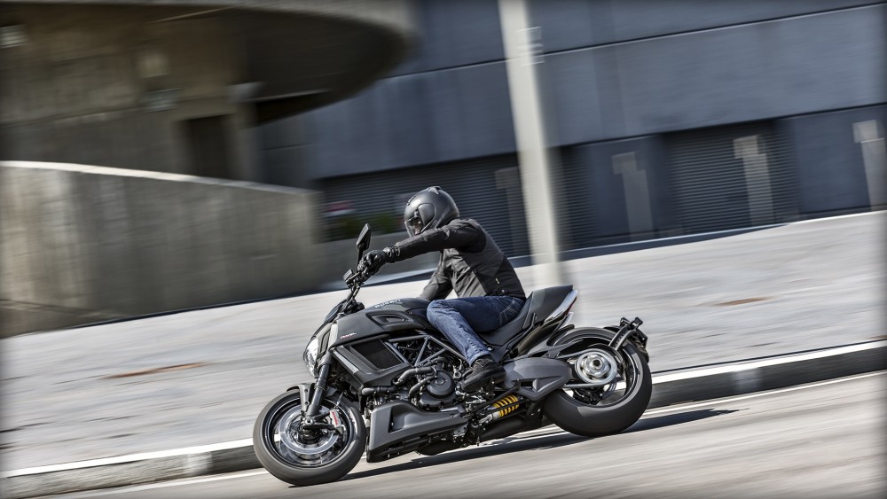 Diavel Carbon