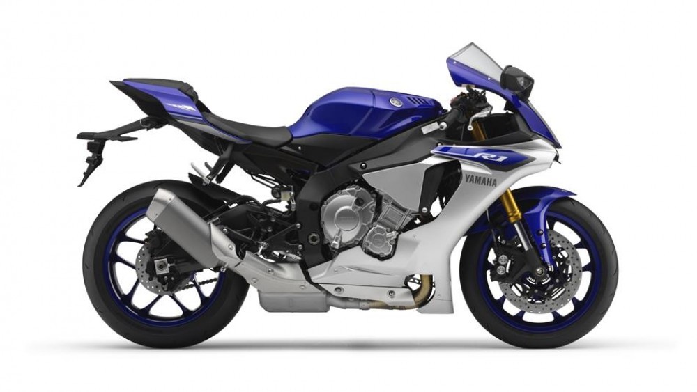 2015 Yamaha YZF R1 Test Sürüşü - MotoUSA