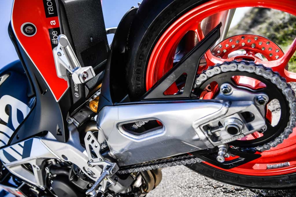 Tuono V4 1100 Factory 