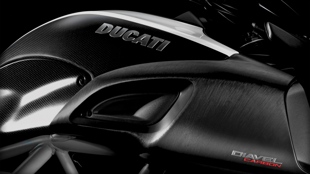 Diavel Carbon