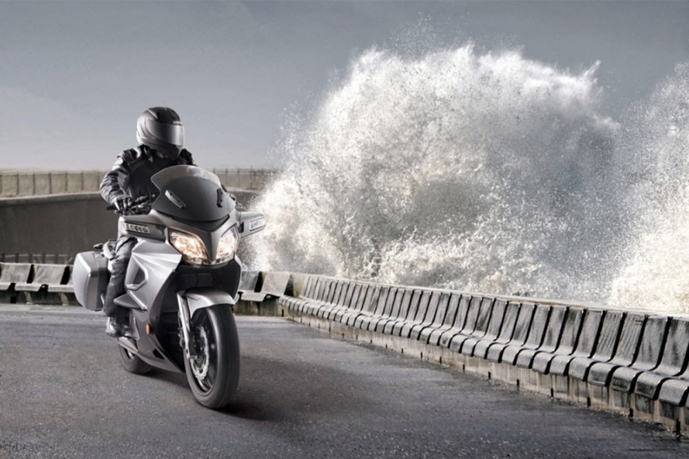 Турист CF Moto 1250