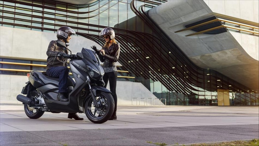 X-MAX 250 MOMODESIGN