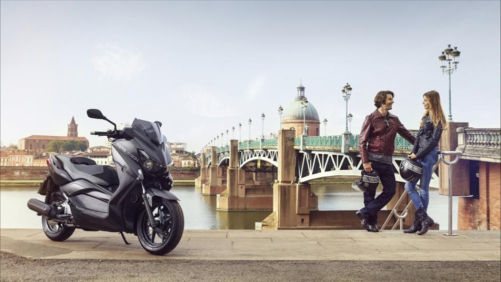 X-MAX 250 MOMODESIGN