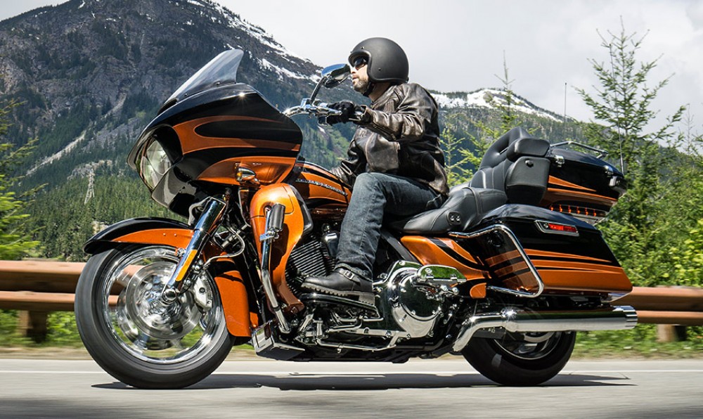 CVO Road Glide Ultra
