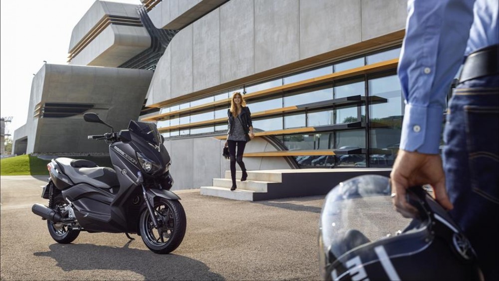 X-MAX 250 MOMODESIGN