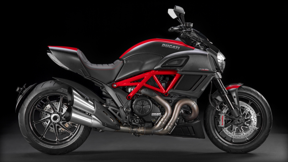 Diavel Carbon