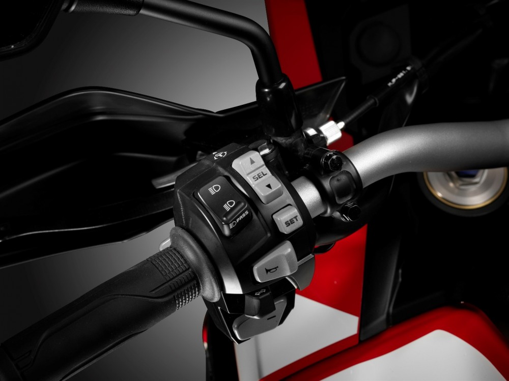 CRF1000L Africa Twin