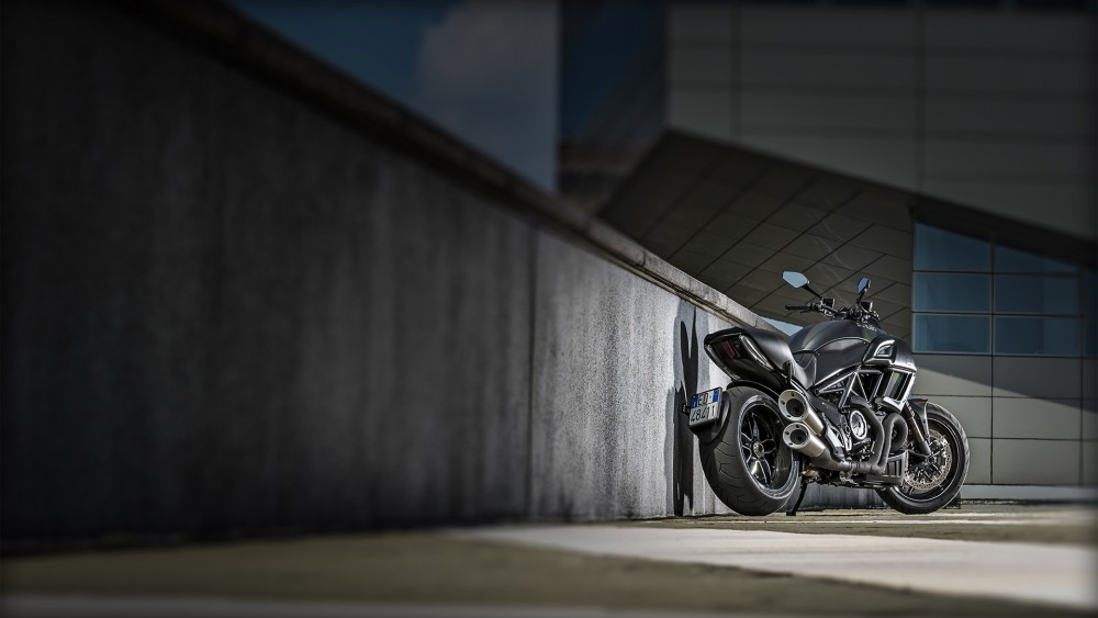 Diavel Carbon
