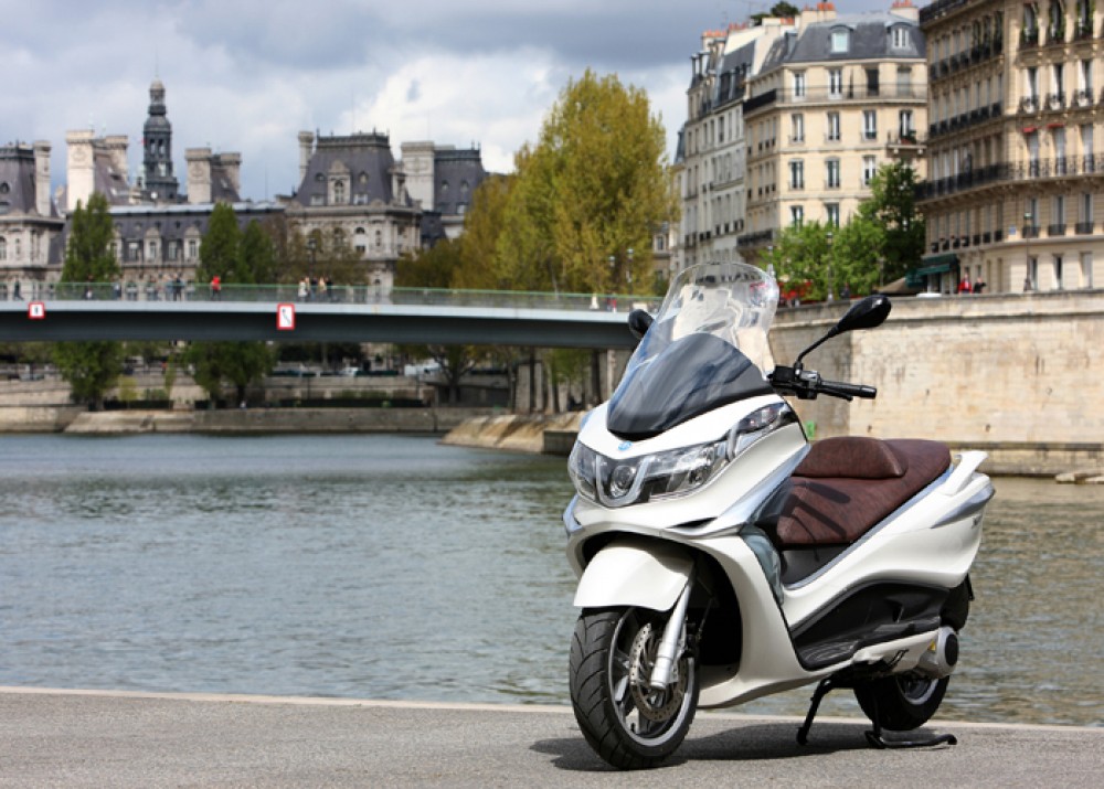 X10 350 Executive ABS