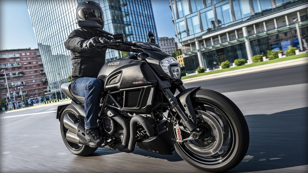 Diavel Carbon