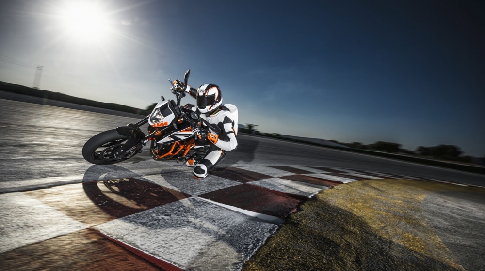 690 Duke R