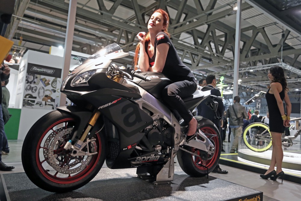 RSV4 RR 1000 Racepack