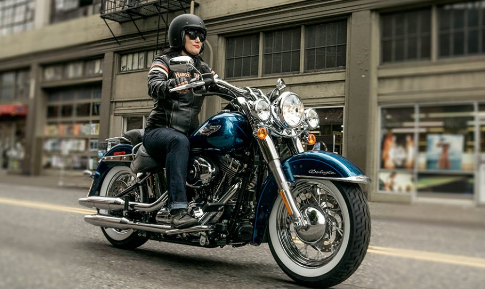 Softail Deluxe FLSTNI