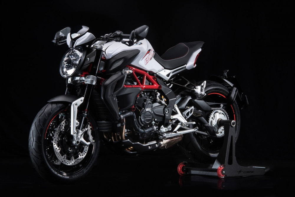 Brutale Dragster 800