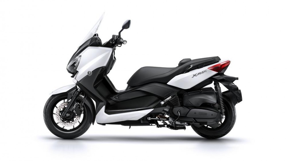 X-MAX 400