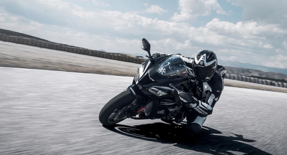 Ninja ZX-10RR Performance