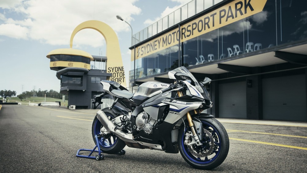 YZF R1M
